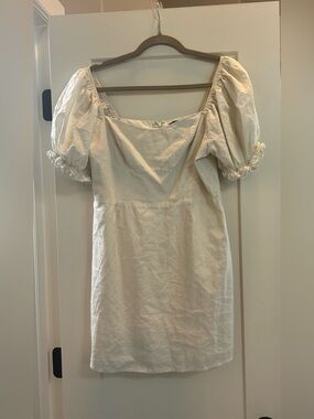 Forever 21 Cream Puff-Sleeve Mini Dress